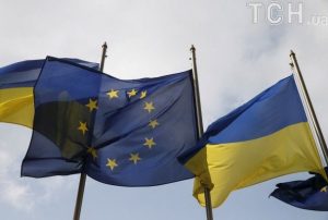 Майже мільярд євро на оборону: Єврокомісія виділила кошти на озброєння для ЄС та України