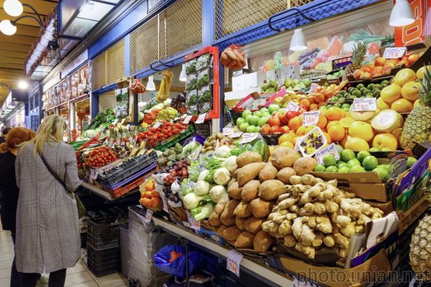 Інфляція в Україні: як війна вплинула на ціни, життя та побут людей