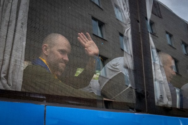 Фінальний етап обміну 1000 на 1000: до України повернули ще 303 військовополонених