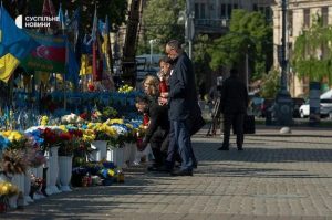 Лідери “коаліції рішучих” із президентом вшанували пам’ять загиблих воїнів (фото, відео)