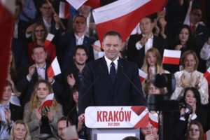 “Це втягне НАТО у війну” — кандидат у президенти Польщі виступив проти вступу України