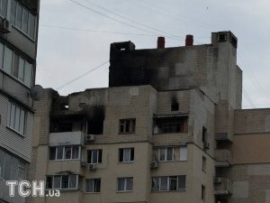 Росія вночі атакувала Київ “Шахедами” – фоторепортаж