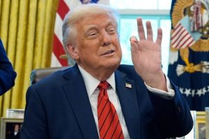 Трамп вважає, що Росія переможе у війні з Україною — Bloomberg