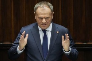 Туск відреагував на пропозицію Путіна про мирні переговори