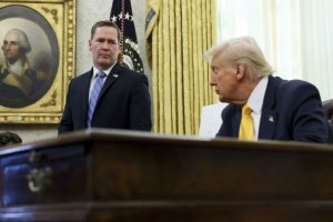Відставка Волтца: чим іще розлютив Трампа радник із нацбезпеки — WP