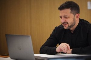 Зеленський поспілкувався з президентом FIFA: про що говорили