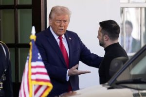 Трампа змушують зустрітися з Зеленським — аналітик