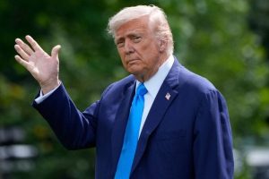 Трамп заявив про завершення стосунків з Маском і попередив його про “серйозні наслідки”