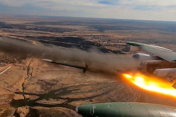 Причина падіння російського Су-25 на Донбасі стала зрозумілою: відео