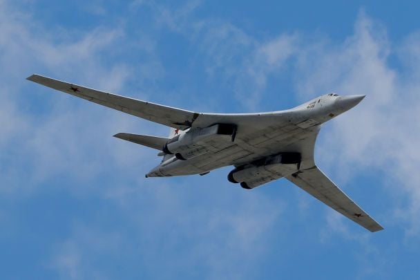 Росіяни сховали свої стратегічні бомбардувальники ближче до Америки